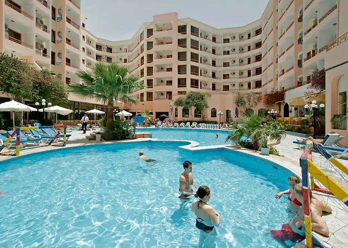 Empire Aqua Park - Couples And Families אתר נופש