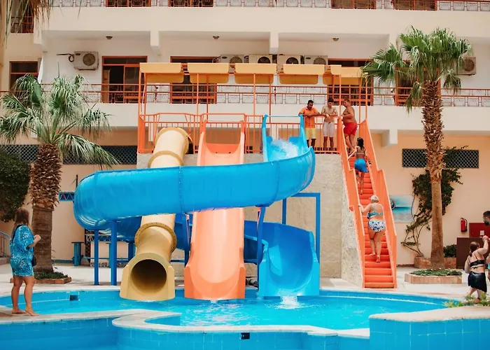 Empire Aqua Park - Couples And Families 3*