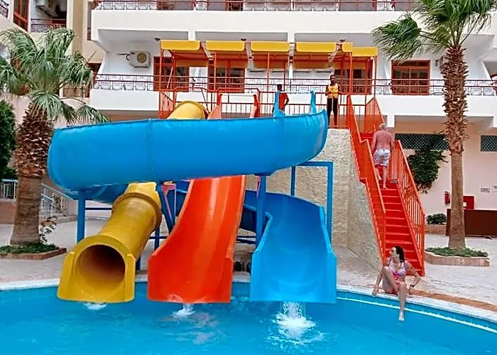 Empire Aqua Park - Couples And Families אתר נופש 3*