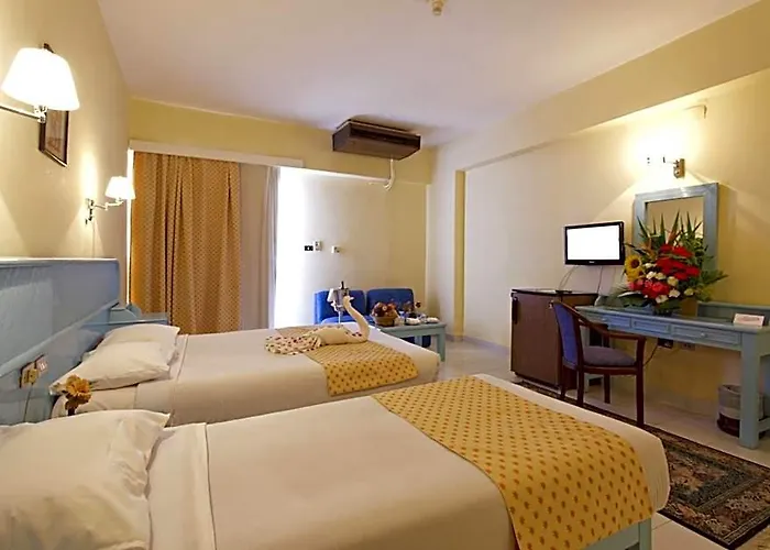 Empire Aqua Park - Couples And Families אתר נופש 3*