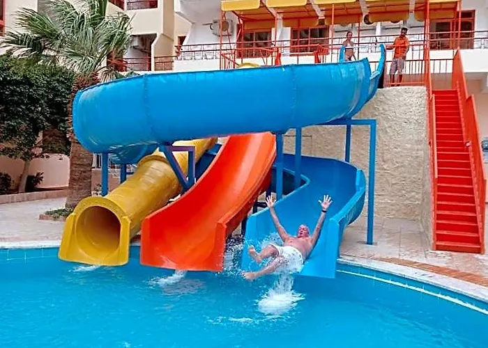 Empire Aqua Park - Couples And Families אתר נופש 3*