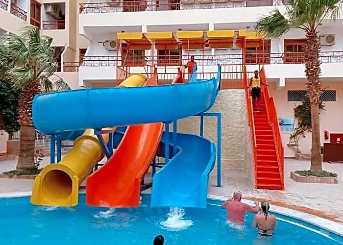 Empire Aqua Park - Couples And Families 3*