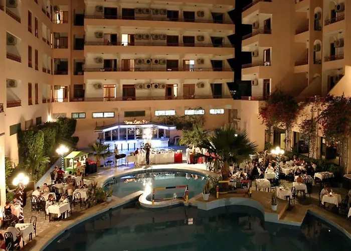 Empire Aqua Park - Couples And Families אתר נופש הורגהדה